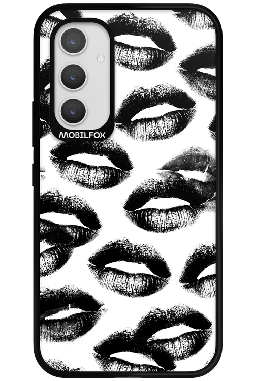 Ghost Kiss - Samsung Galaxy A54