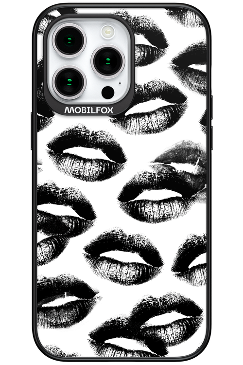 Ghost Kiss - Apple iPhone 15 Pro Max