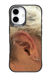 Ear - Apple iPhone 17