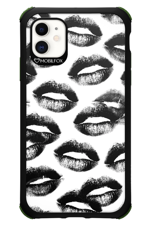 Ghost Kiss 2.0 - Apple iPhone 11