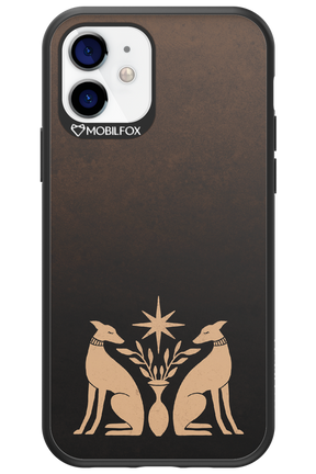 Greyhound Garden - Apple iPhone 12