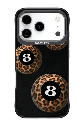 8 Baby - Apple iPhone 17 Pro