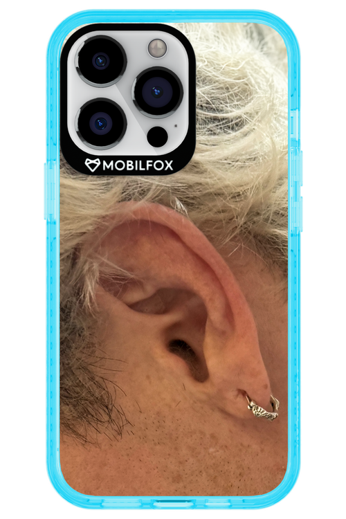 Ear - Apple iPhone 13 Pro