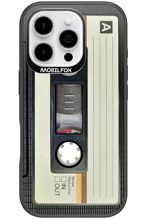 CASE 11 - Apple iPhone 16 Pro