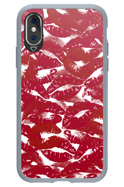 Burgundy and Kiss 2.0 - Apple iPhone XS