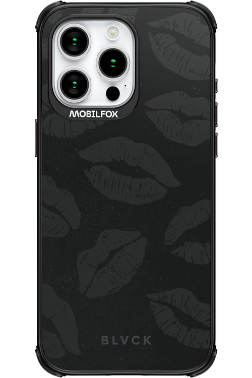Dark Lips - Apple iPhone 15 Pro Max