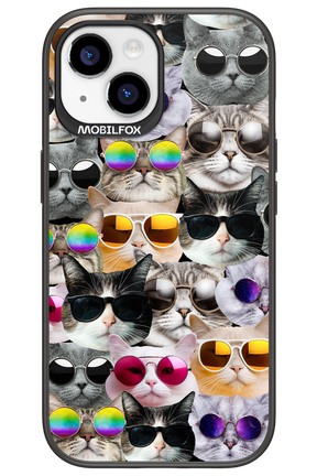 Cat World - Apple iPhone 15