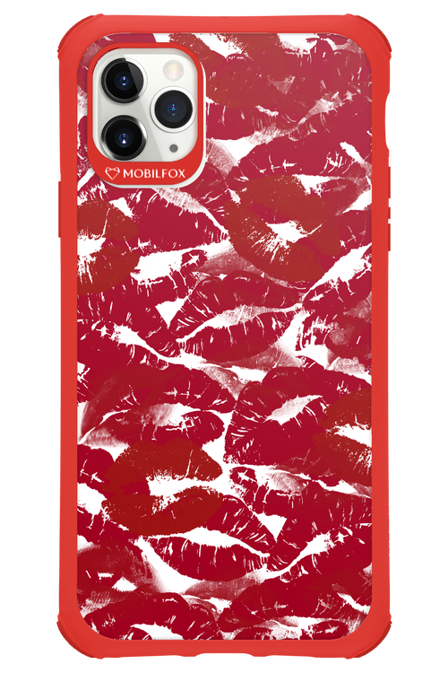 Burgundy and Kiss 2.0 - Apple iPhone 11 Pro Max