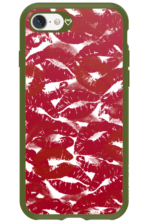 Burgundy and Kiss - Apple iPhone 7