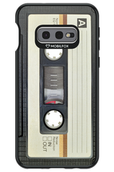 CASE 11 - Samsung Galaxy S10e