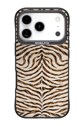 Adventure Charm - Apple iPhone 17 Pro