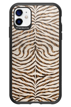 Adventure Charm - Apple iPhone 11