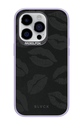 Dark Lips - Apple iPhone 14 Pro