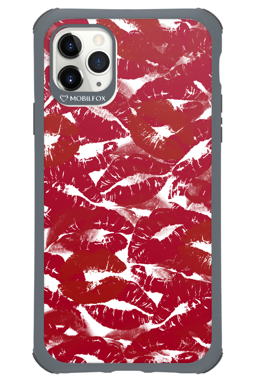 Burgundy and Kiss 2.0 - Apple iPhone 11 Pro Max