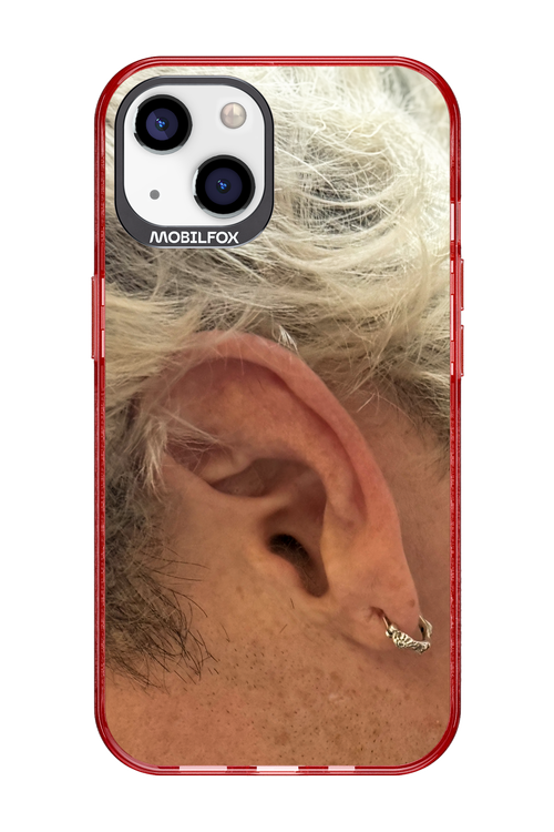 Ear - Apple iPhone 13