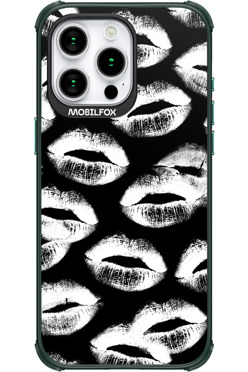 Ghost Kiss Black - Apple iPhone 15 Pro Max