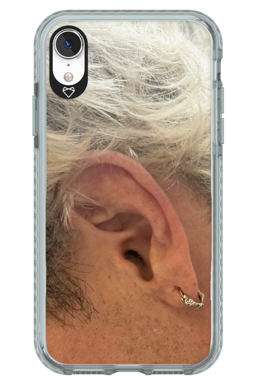 Ear - Apple iPhone XR