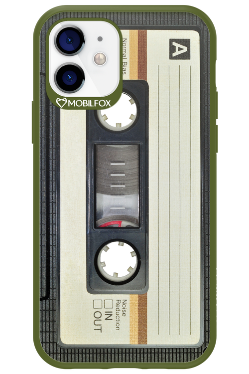 CASE 11 - Apple iPhone 12