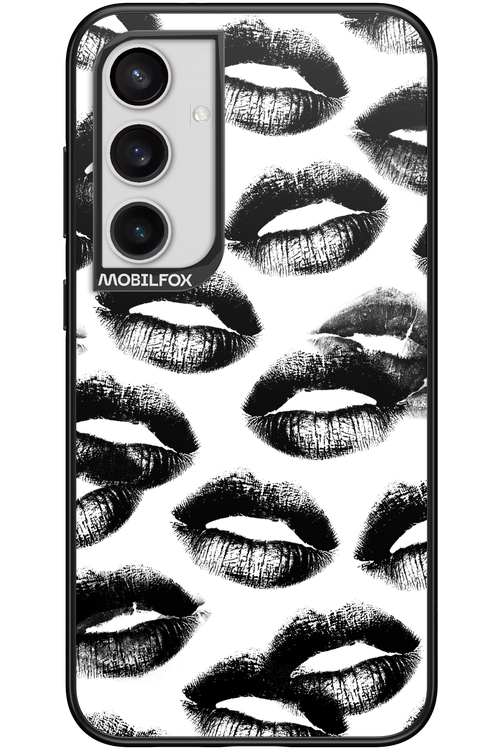 Ghost Kiss - Samsung Galaxy S24+