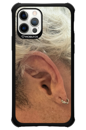 Ear - Apple iPhone 12 Pro