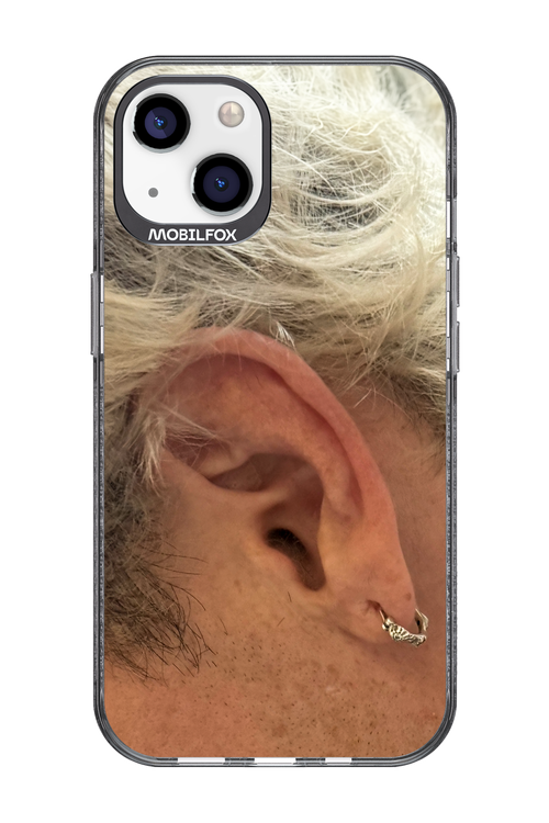 Ear - Apple iPhone 13