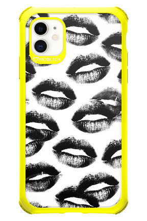 Ghost Kiss - Apple iPhone 11