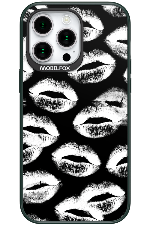 Ghost Kiss Black - Apple iPhone 15 Pro Max