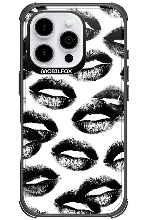 Ghost Kiss - Apple iPhone 16 Pro