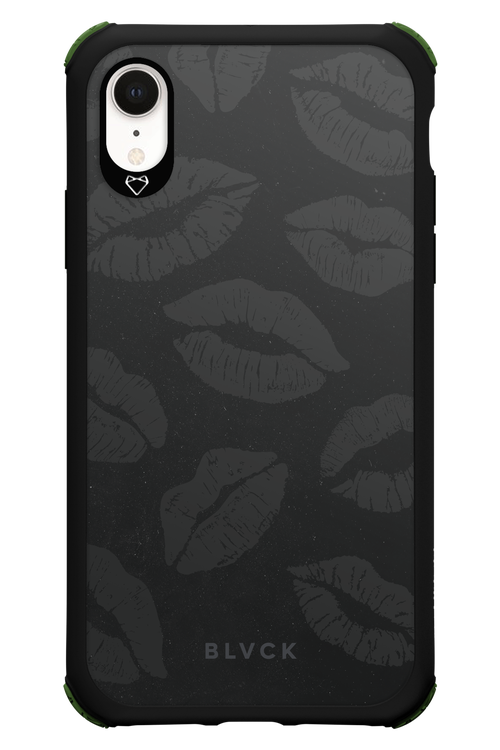 Dark Lips - Apple iPhone XR