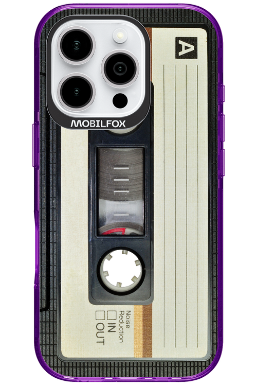 CASE 11 - Apple iPhone 16 Pro